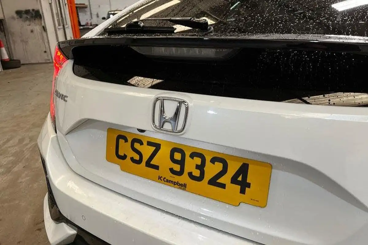 2019-honda-civic-10-vtec-turbo-sr-hatchback-5d-big-39