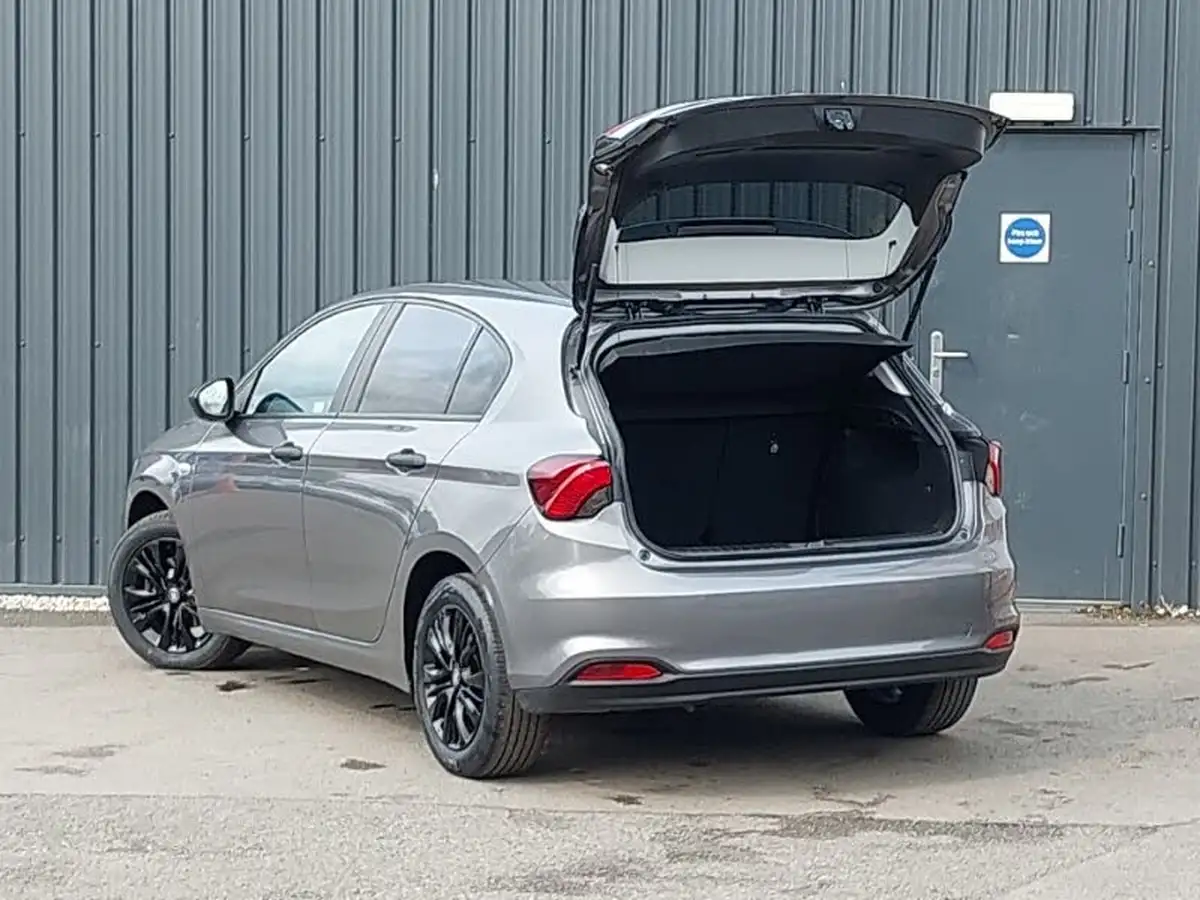 2020-fiat-tipo-14-easy-hatchback-5d-big-11