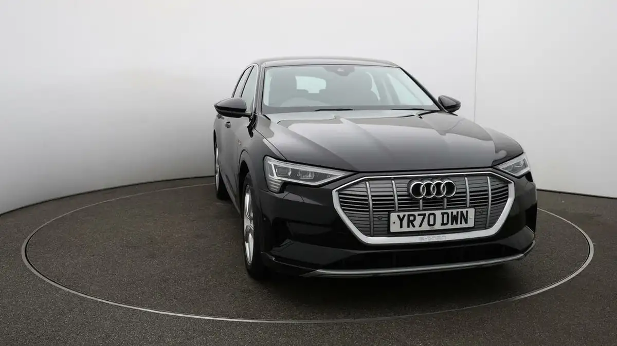 2020-audi-e-tron-50e-technik-big-43