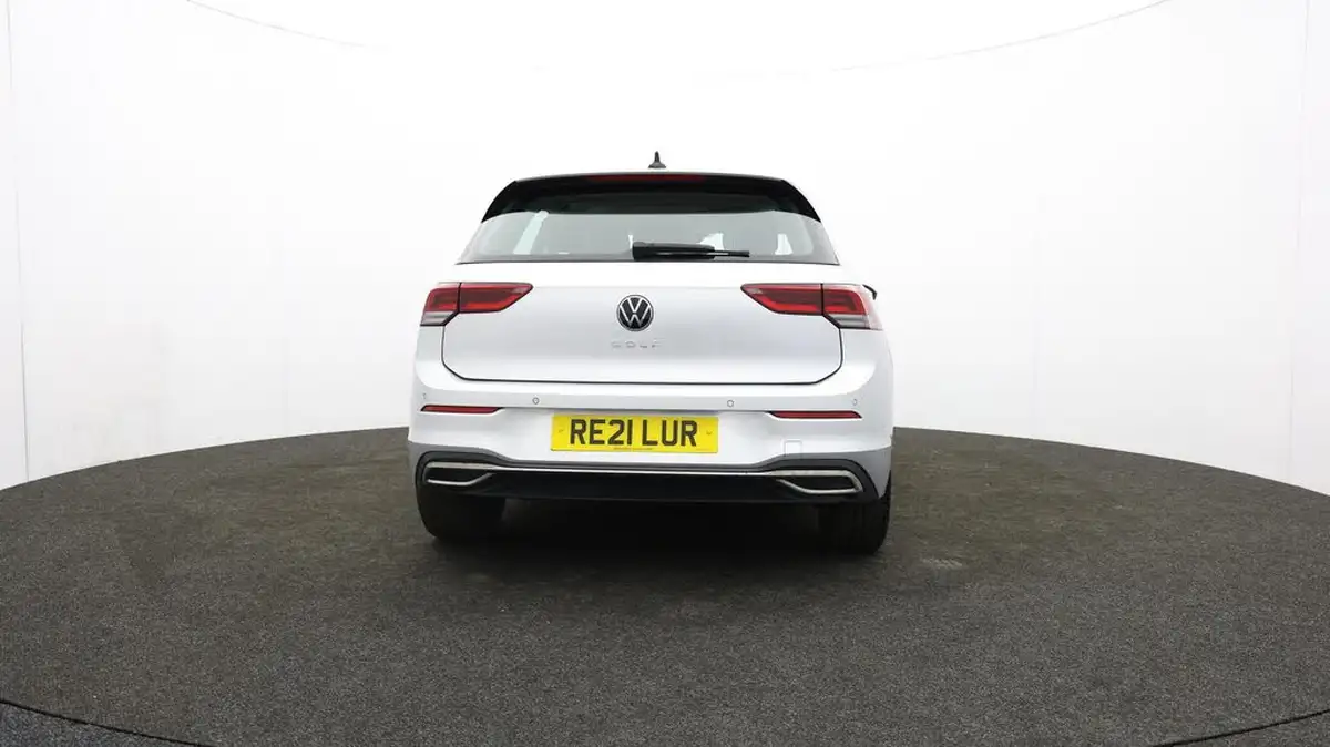 2021-volkswagen-golf-15-tsi-style-130ps-hatchback-big-67