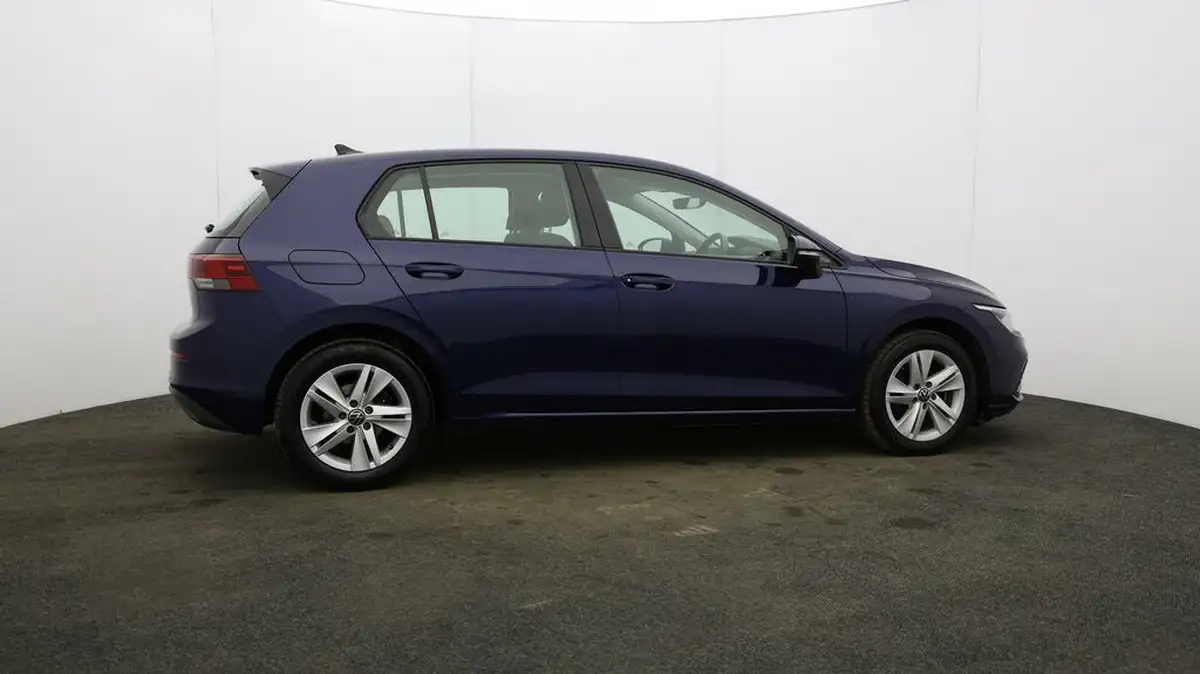 2022-volkswagen-golf-15-tsi-life-130ps-hatchback-big-52