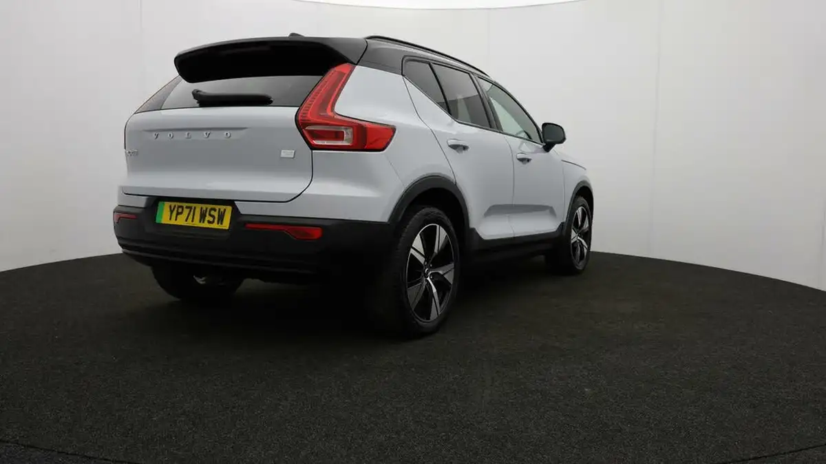 2021-volvo-xc40-e-twin-recharge-plus-big-76