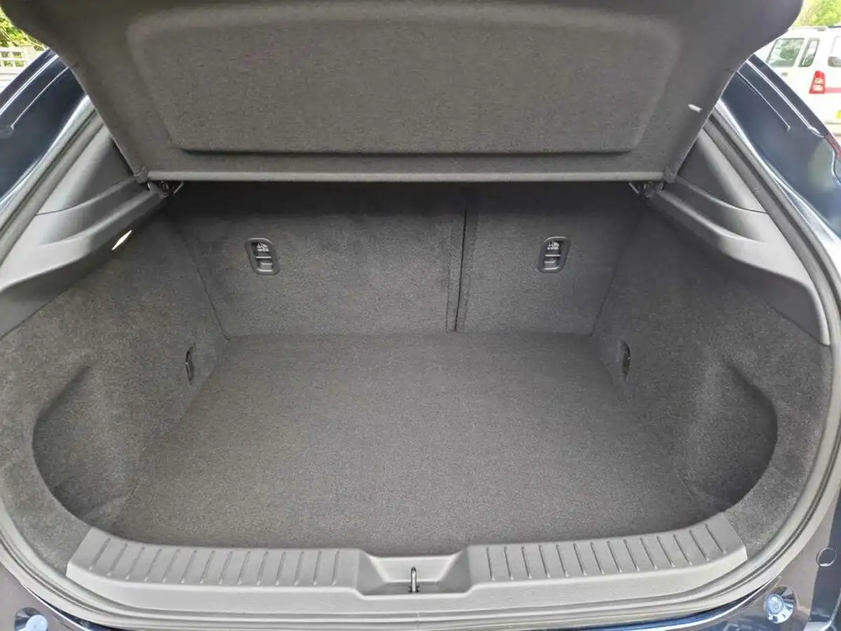 2025-mazda-cx-30-20-e-skyactiv-x-exclusive-line-big-15