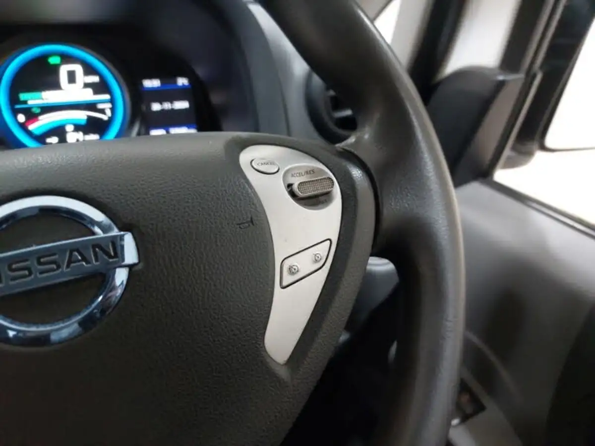 2017-nissan-env200-e-acenta-rapid-plus-combi-7-seater-big-12
