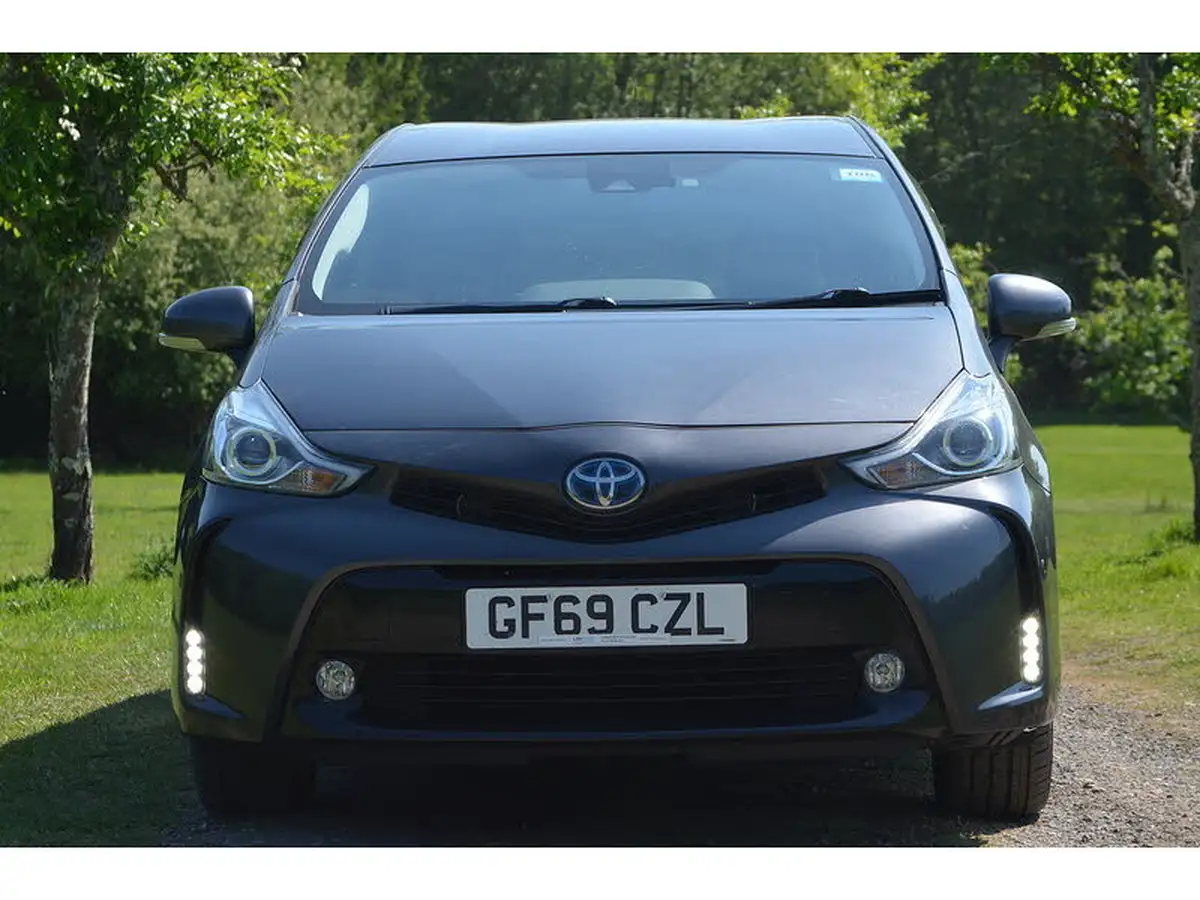 2019-toyota-prius-18-vvt-i-excel-big-8