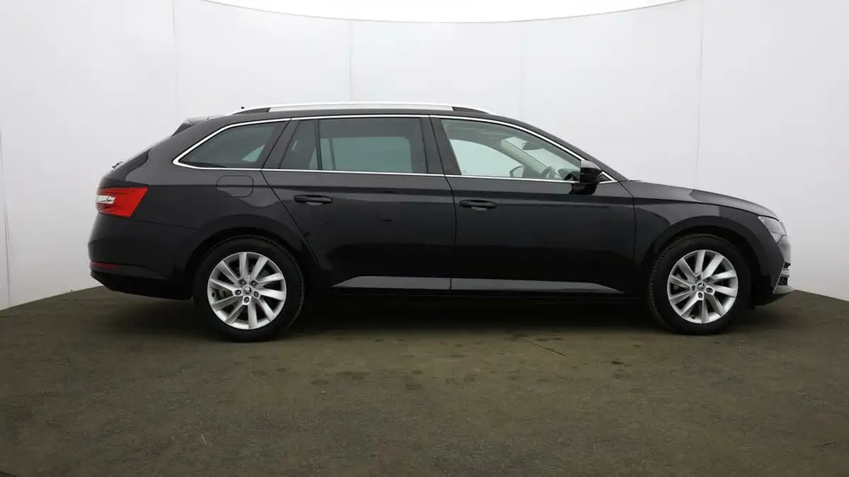 2021-skoda-superb-14-tsi-se-technology-156ps-estate-big-45