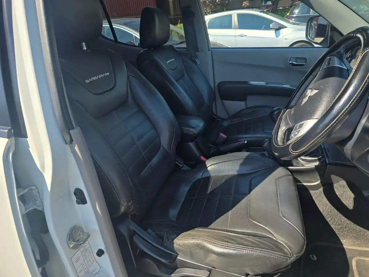 2012-mitsubishi-l200-25td-barbarian-eu-v-cab-big-10