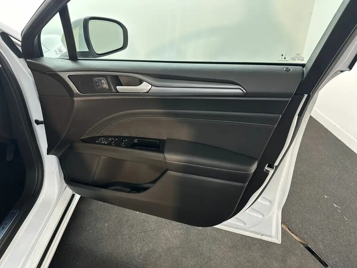 2022-ford-mondeo-20-tivct-titanium-edition-estate-5d-big-16