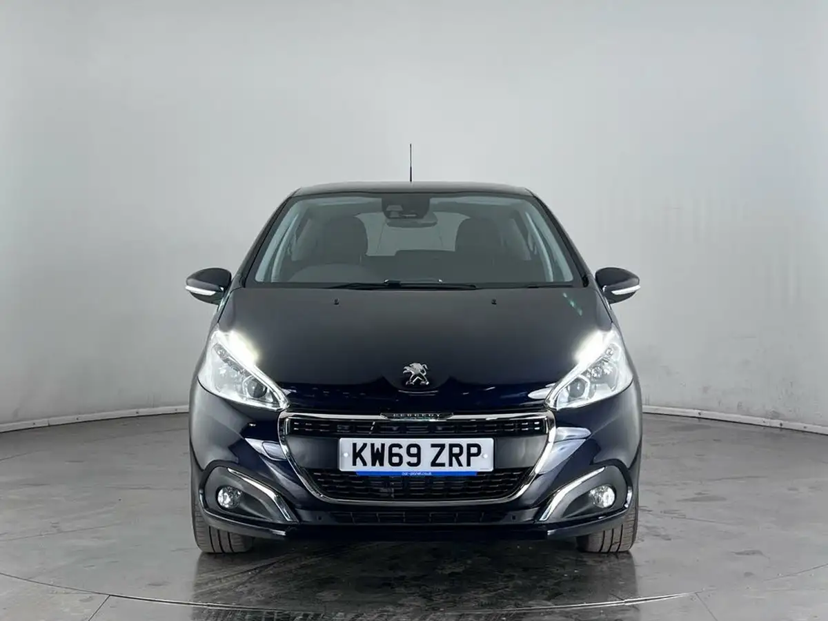 2019-peugeot-208-12-puretech-tech-edition-82bhp-big-4