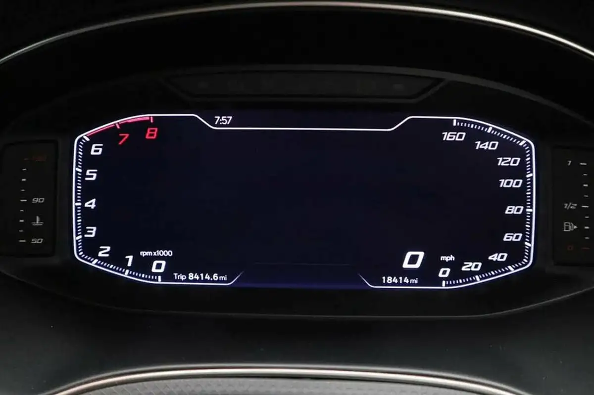 2022-seat-arona-15-tsi-fr-sport-big-8