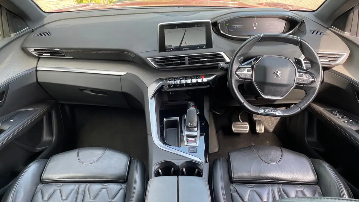 2018-peugeot-3008-suv-20-bluehdi-gt-20-bluehdi-177bhp-eat8-big-10