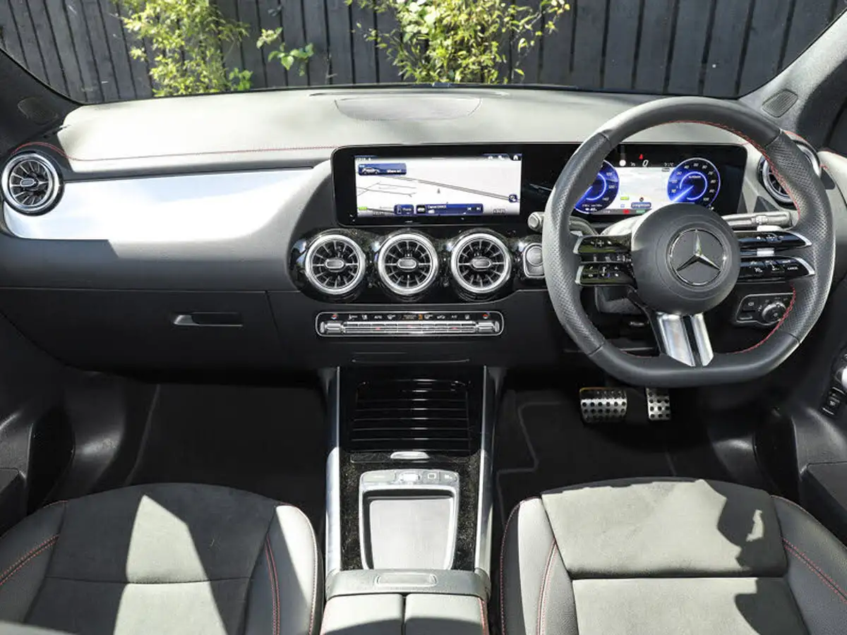 2024-mercedes-benz-eqa-e-eqa-250-amg-line-premium-big-2