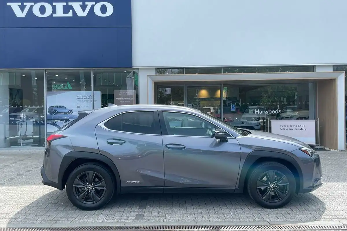 2021-lexus-ux-250h-20-ux-184bhp-without-navigation-big-1