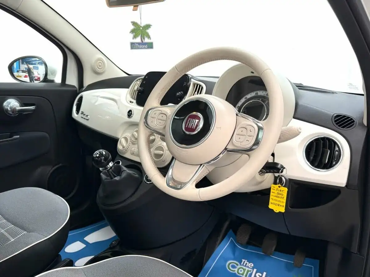 2021-fiat-500-10-lounge-big-14