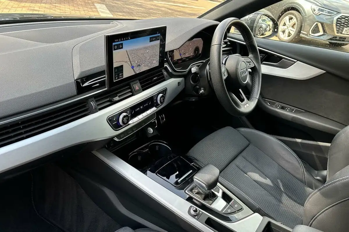 2021-audi-a4-20-35-tdi-s-line-big-26