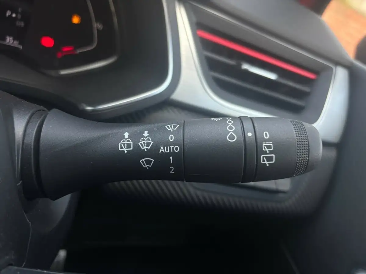 2022-renault-captur-16-rs-line-145ps-rs-line-e-tech-hybrid-big-22