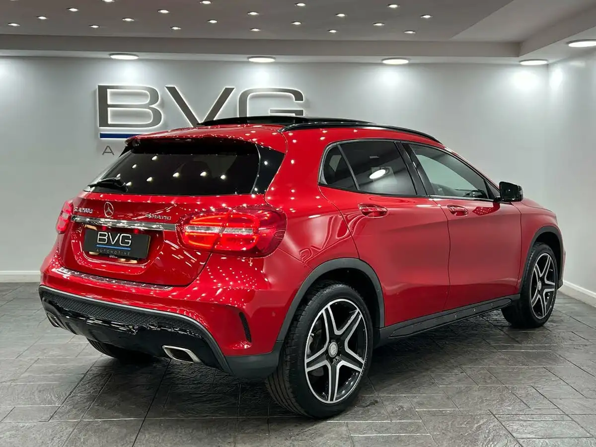 2015-mercedes-benz-gla-class-21d-gla-200d-amg-line-4matic-premium-plusss-7g-dct-big-8