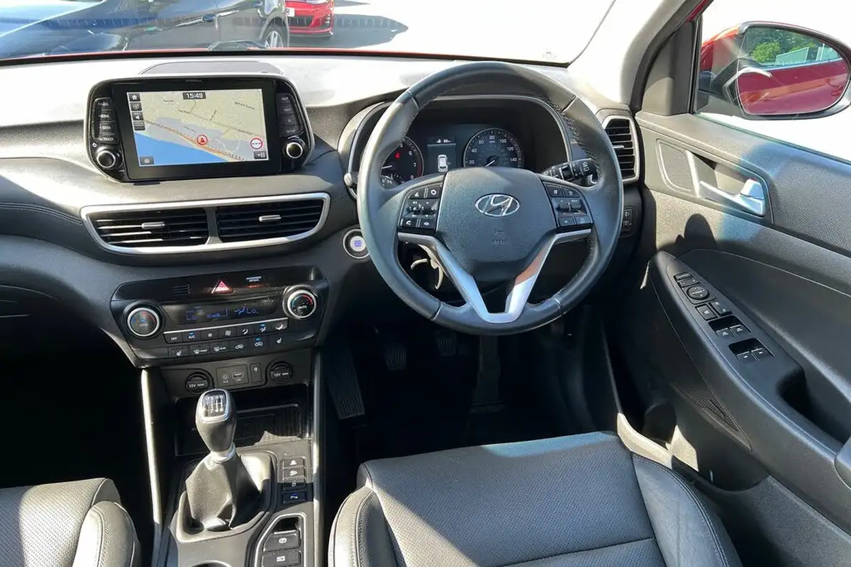 2018-hyundai-tucson-16-gdi-premium-big-17