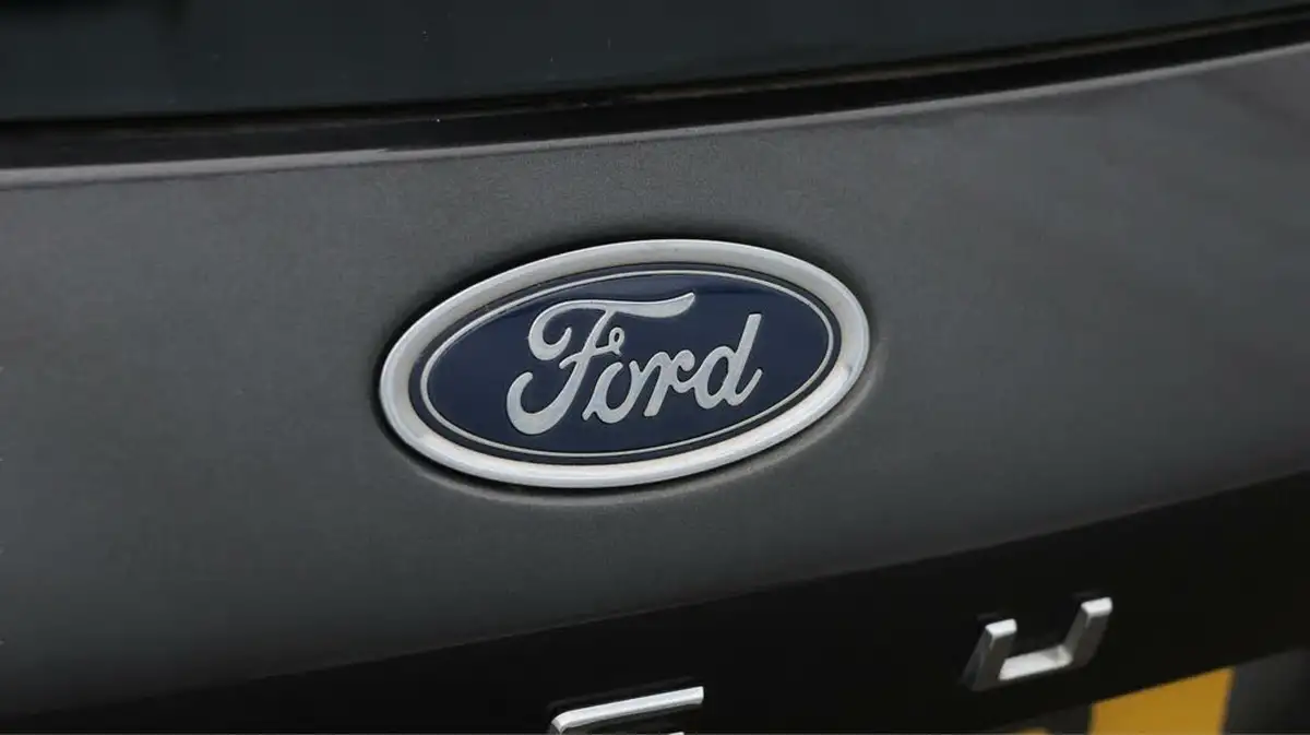 2020-ford-focus-10t-st-line-edition-125ps-hybrid-mhev-estate-big-21