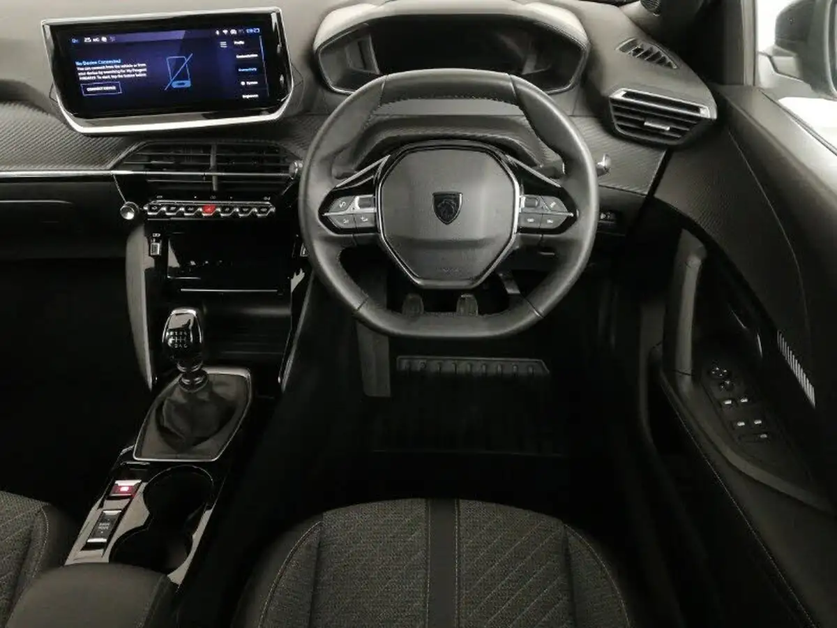 2024-peugeot-2008-suv-12-puretech-allure-130ps-big-6