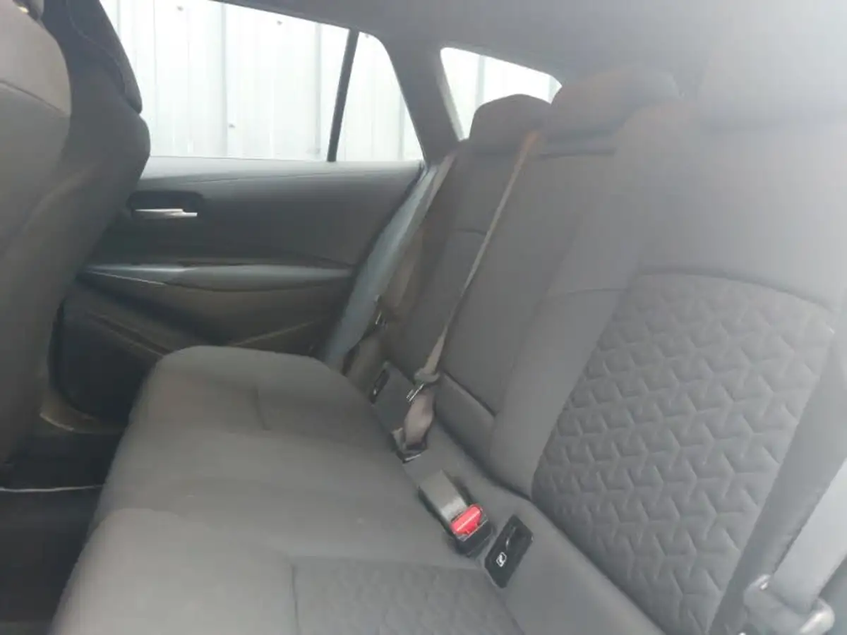 2021-toyota-corolla-18-vvt-i-icon-spare-wheel-touring-sports-5d-big-5