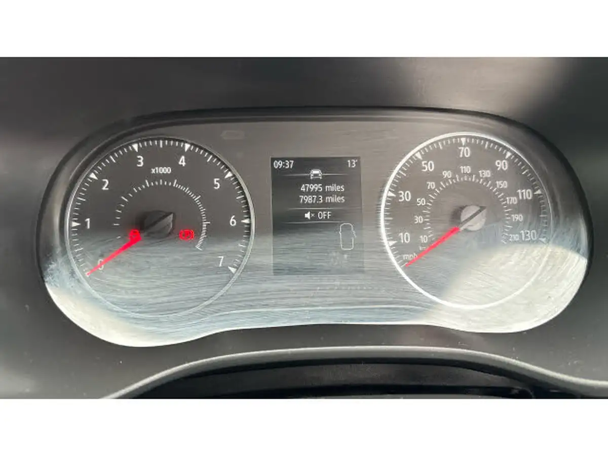 2022-dacia-sandero-big-17