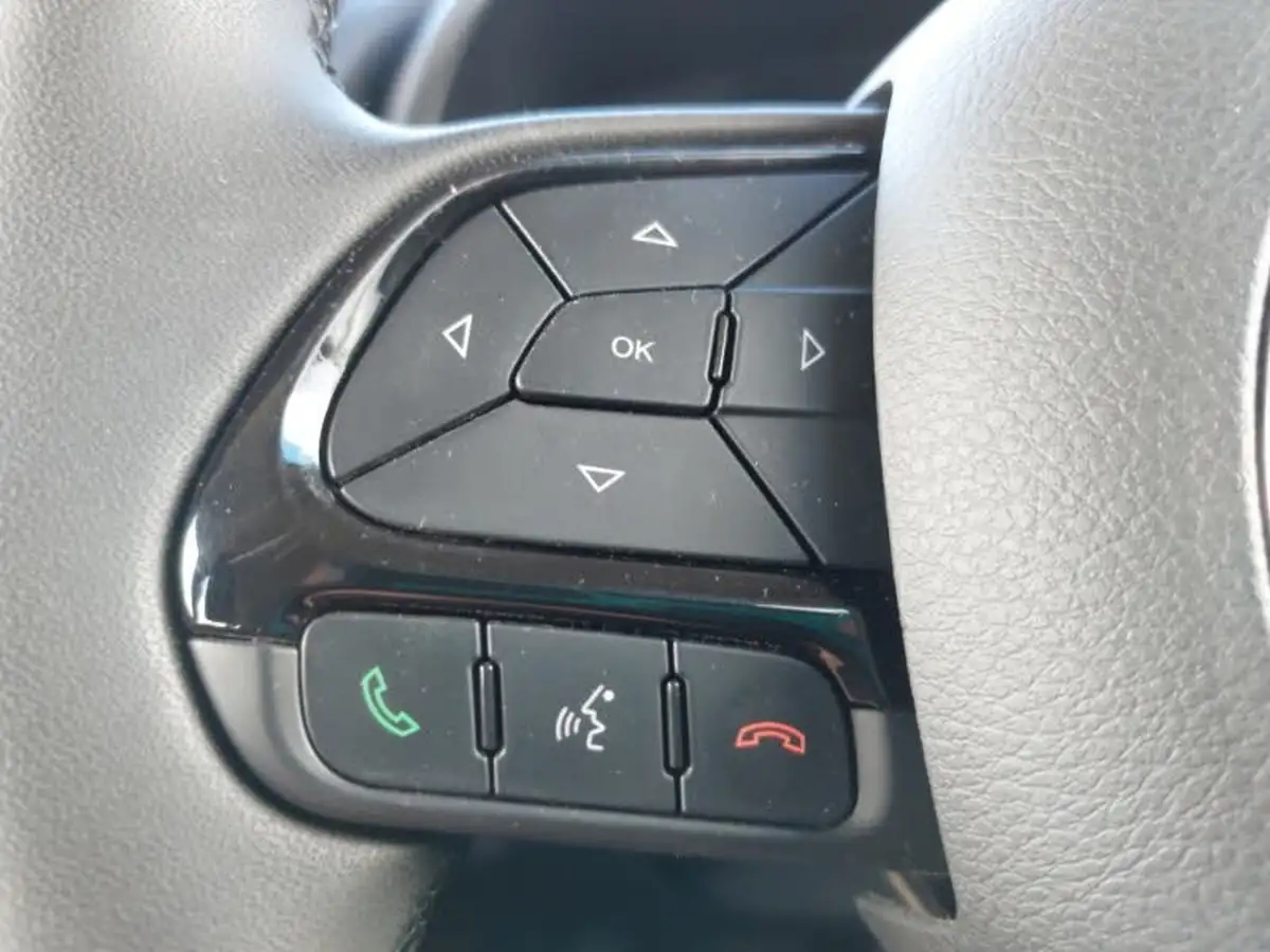 2021-jeep-renegade-10-gse-night-eagle-big-17
