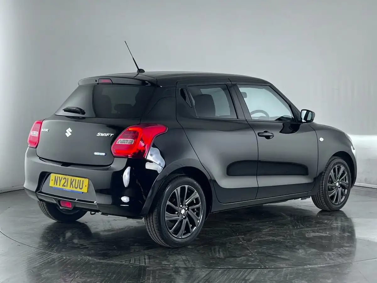 2021-suzuki-swift-12-dualjet-sz-l-big-4