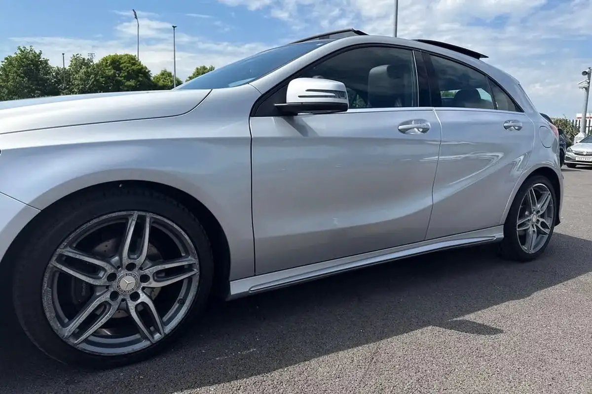 2016-mercedes-benz-a-class-big-27