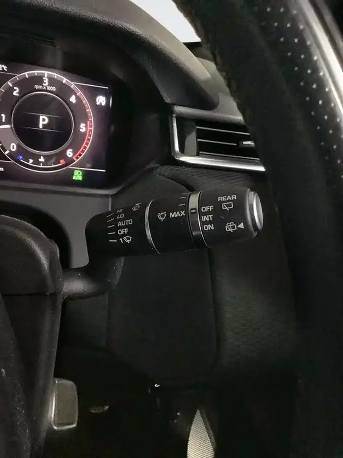 2018-land-rover-range-rover-velar-20-d240-r-dynamic-se-ss-big-19