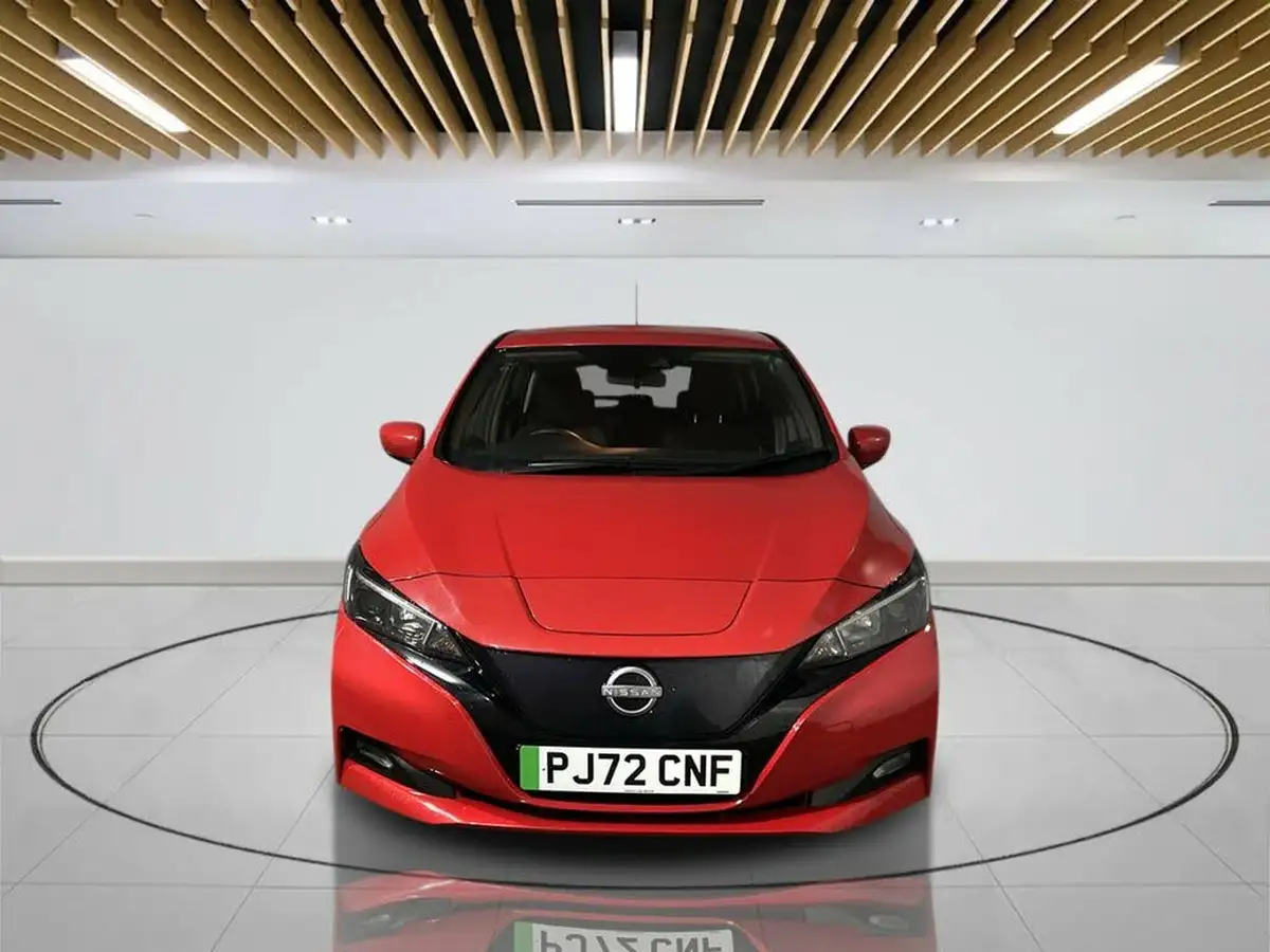 2022-nissan-leaf-e-acenta-39kwh-big-1
