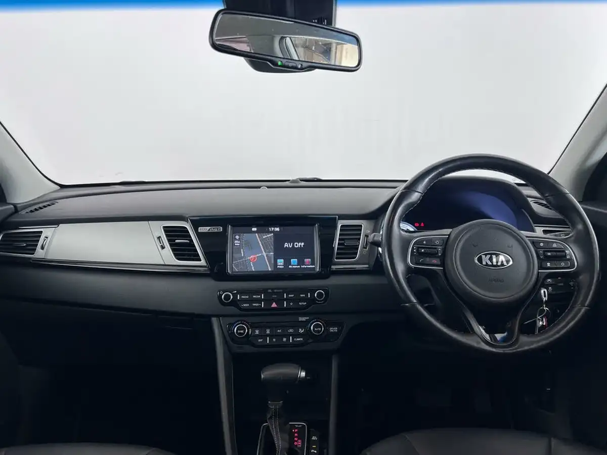 2018-kia-niro-16-gdi-3-156kwh-16-alloy-wheels-big-14
