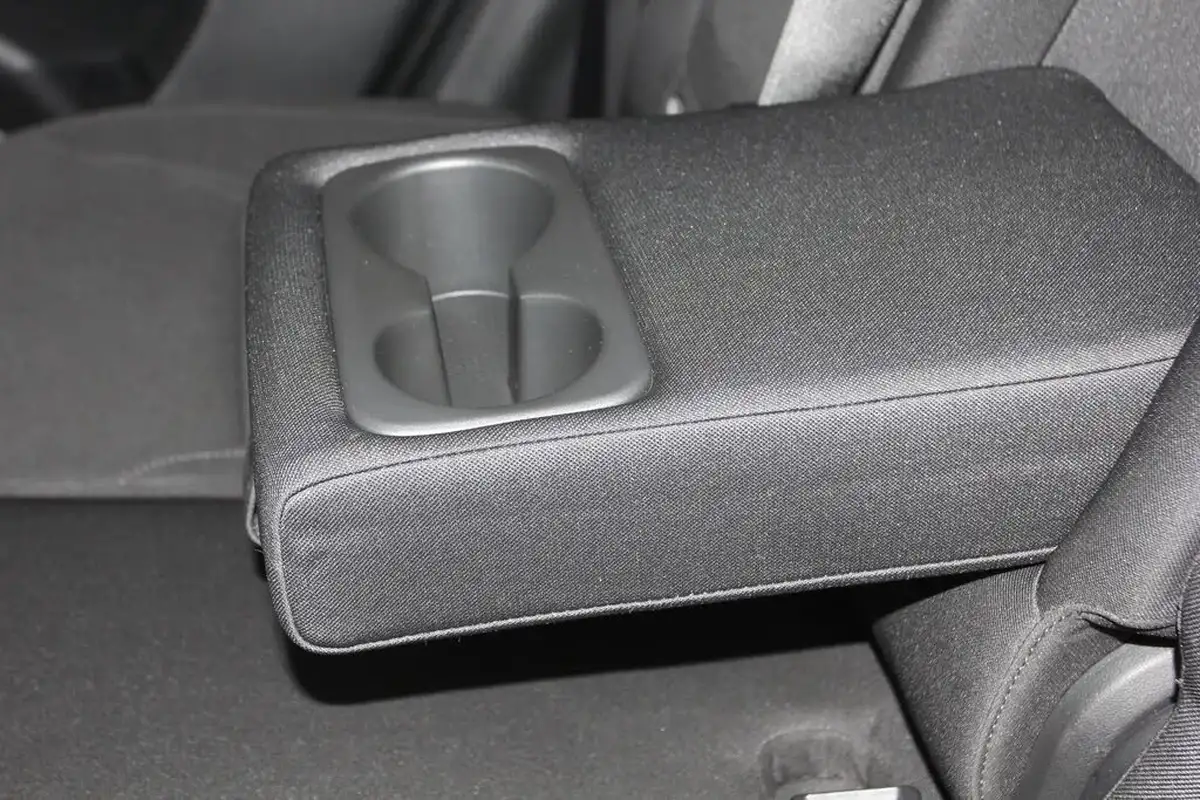 2021-hyundai-tucson-16-t-gdi-se-connect-150ps-48-volt-mhev-big-12