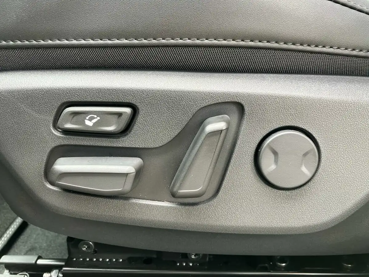 2024-kia-niro-ev-e-4-heat-pump-big-33