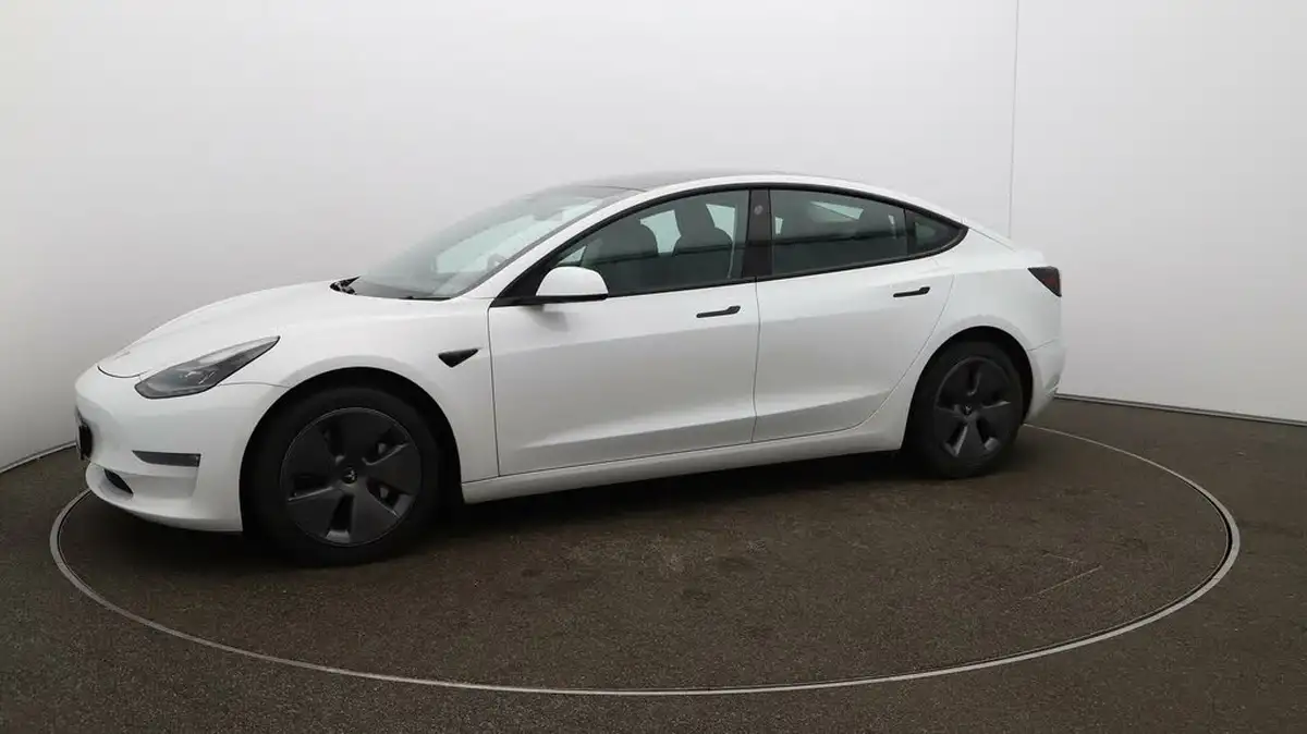 2021-tesla-model-3-e-long-range-4x4-big-58