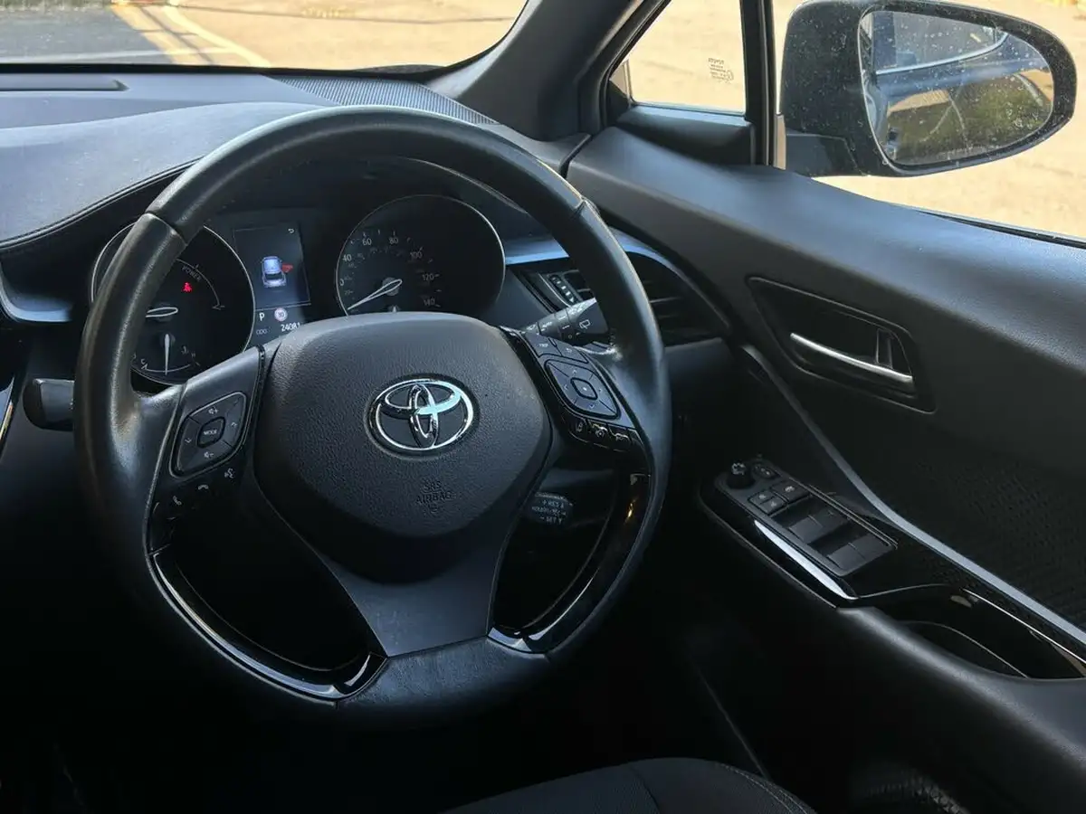 2021-toyota-c-hr-18-vvt-i-design-big-7