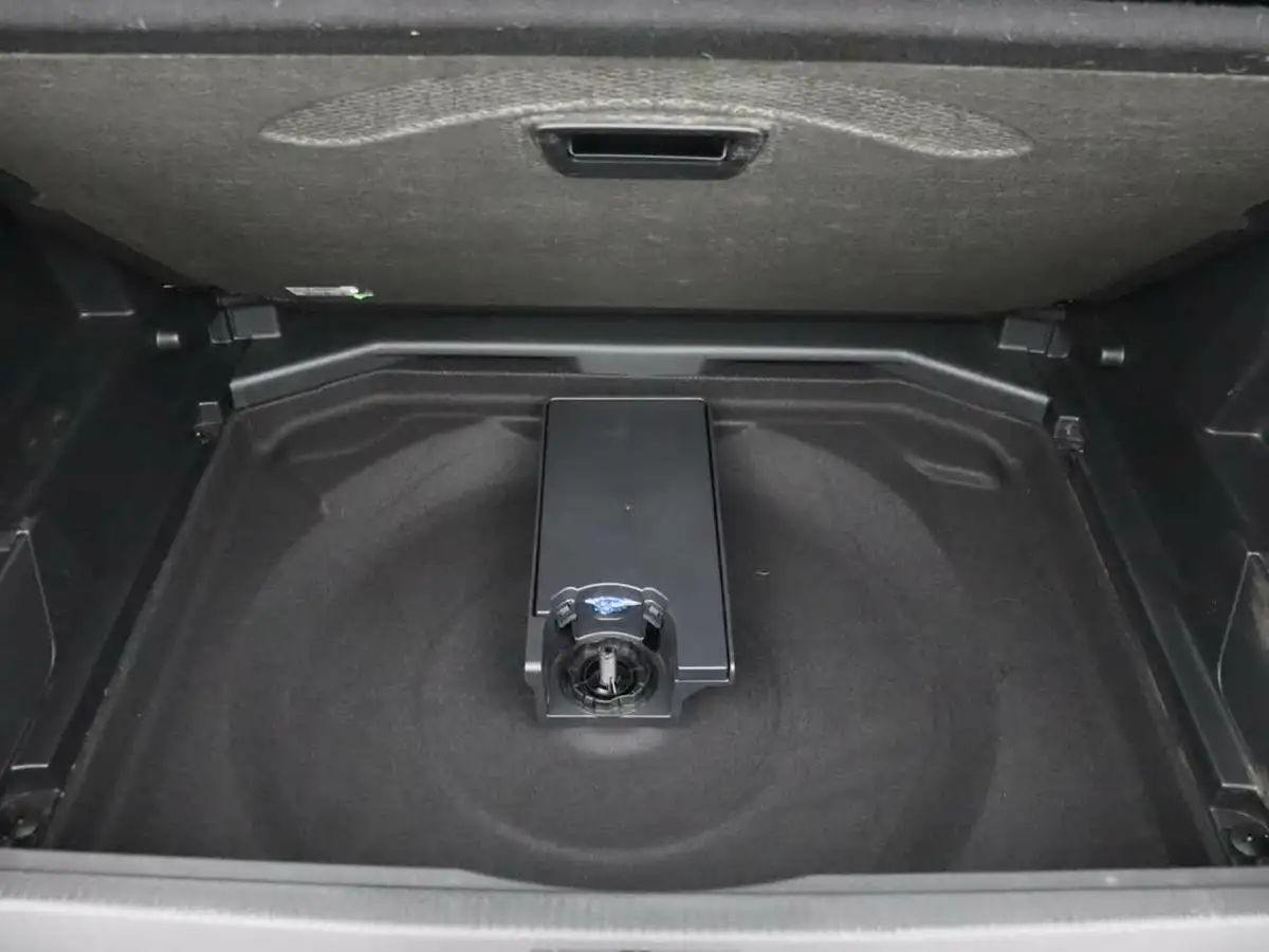 2021-peugeot-3008-suv-12-puretech-gt-big-19