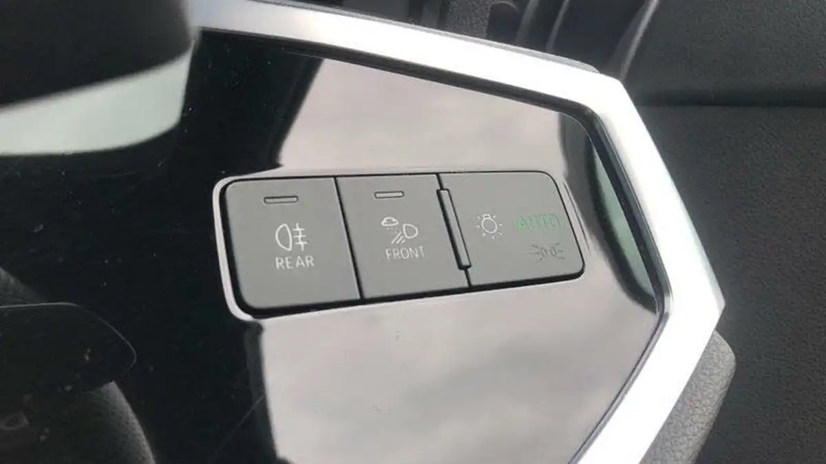 2020-audi-q3-15-35-tfsi-s-line-cod-station-wagon-big-24