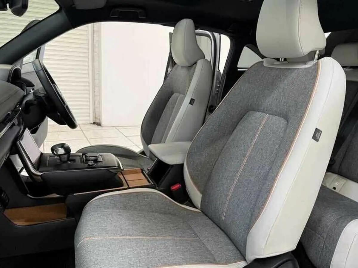 2021-mazda-mx-30-e-gt-sport-tech-big-27