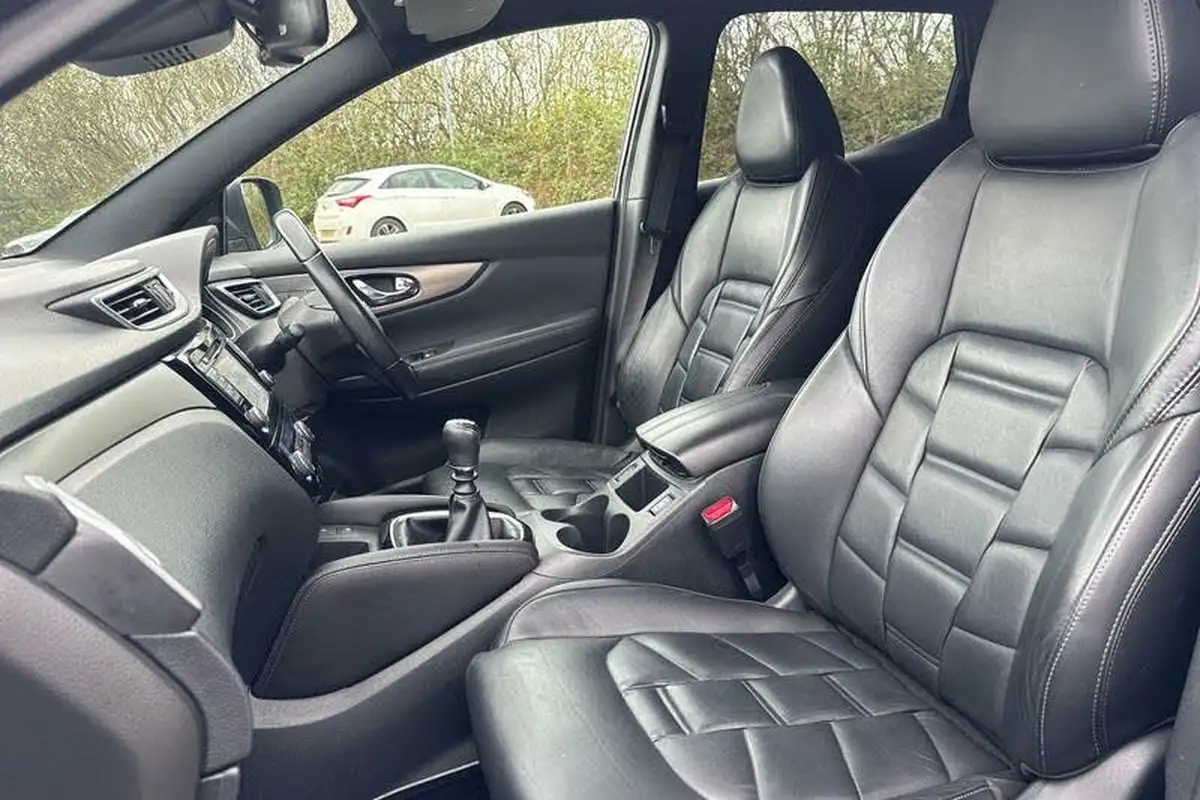 2019-nissan-qashqai-13-dig-t-tekna-160ps-big-18
