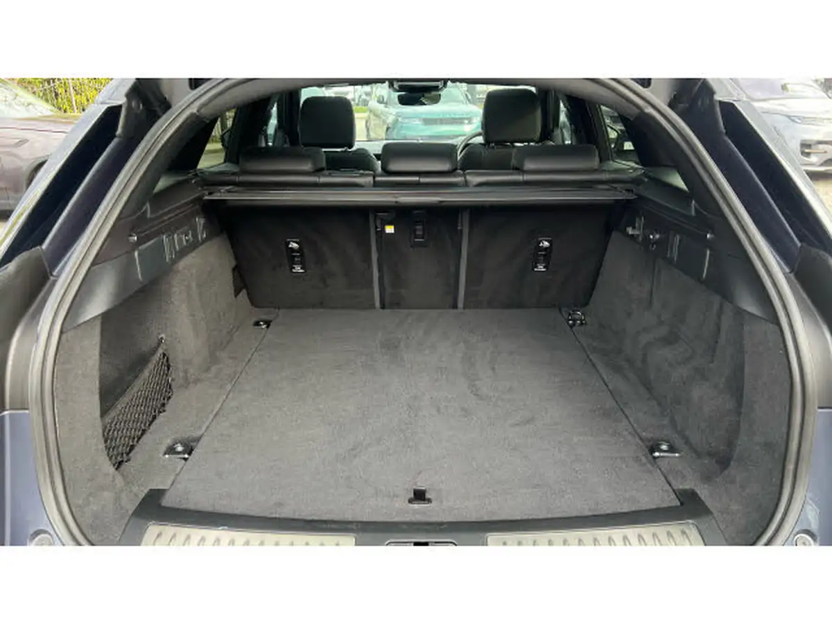 2023-land-rover-range-rover-velar-20-d200-dynamic-se-big-9