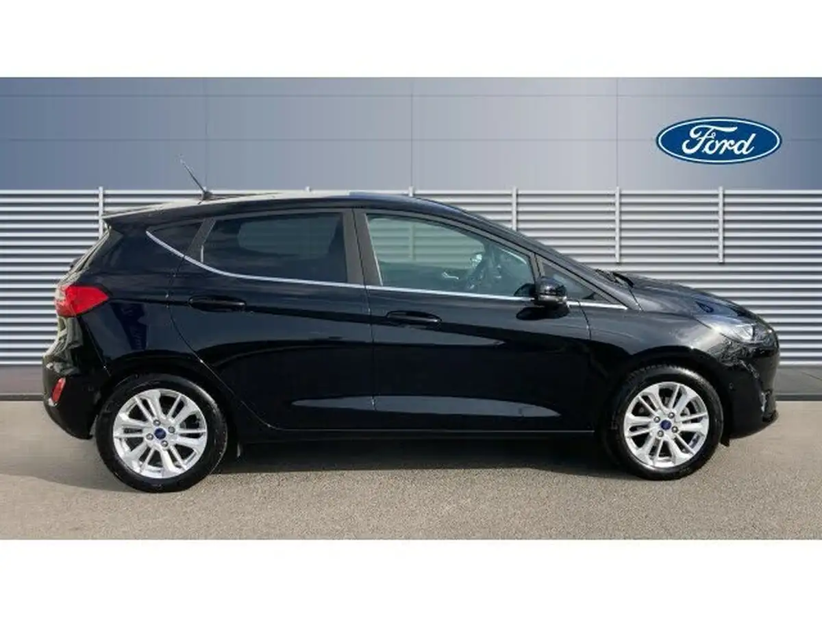 2023-ford-fiesta-10t-titanium-125ps-hybrid-mhev-big-4