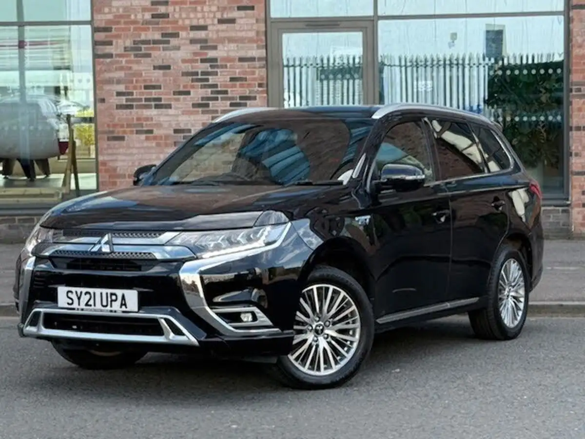 2021-mitsubishi-outlander-24-exceed-phev-big-28