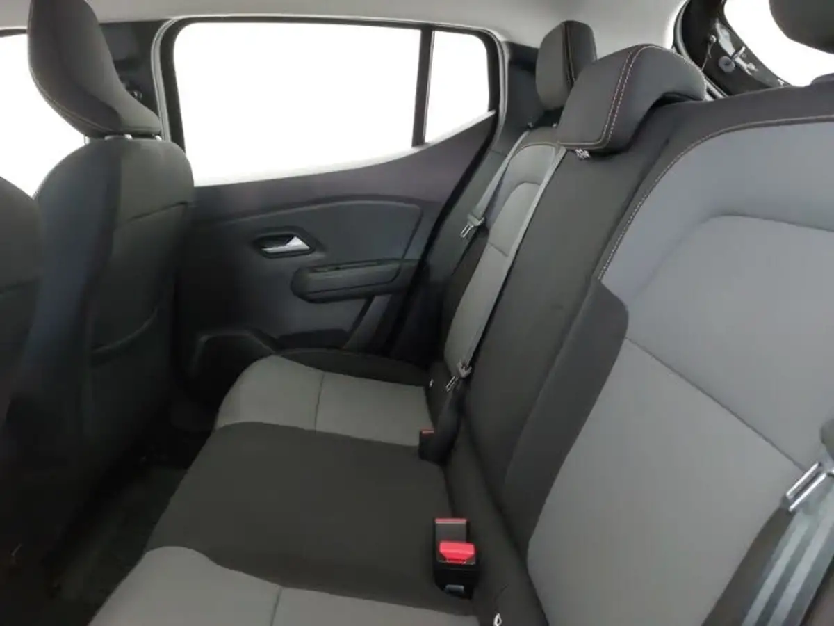 2023-dacia-sandero-stepway-10-tce-essential-90bhp-big-5