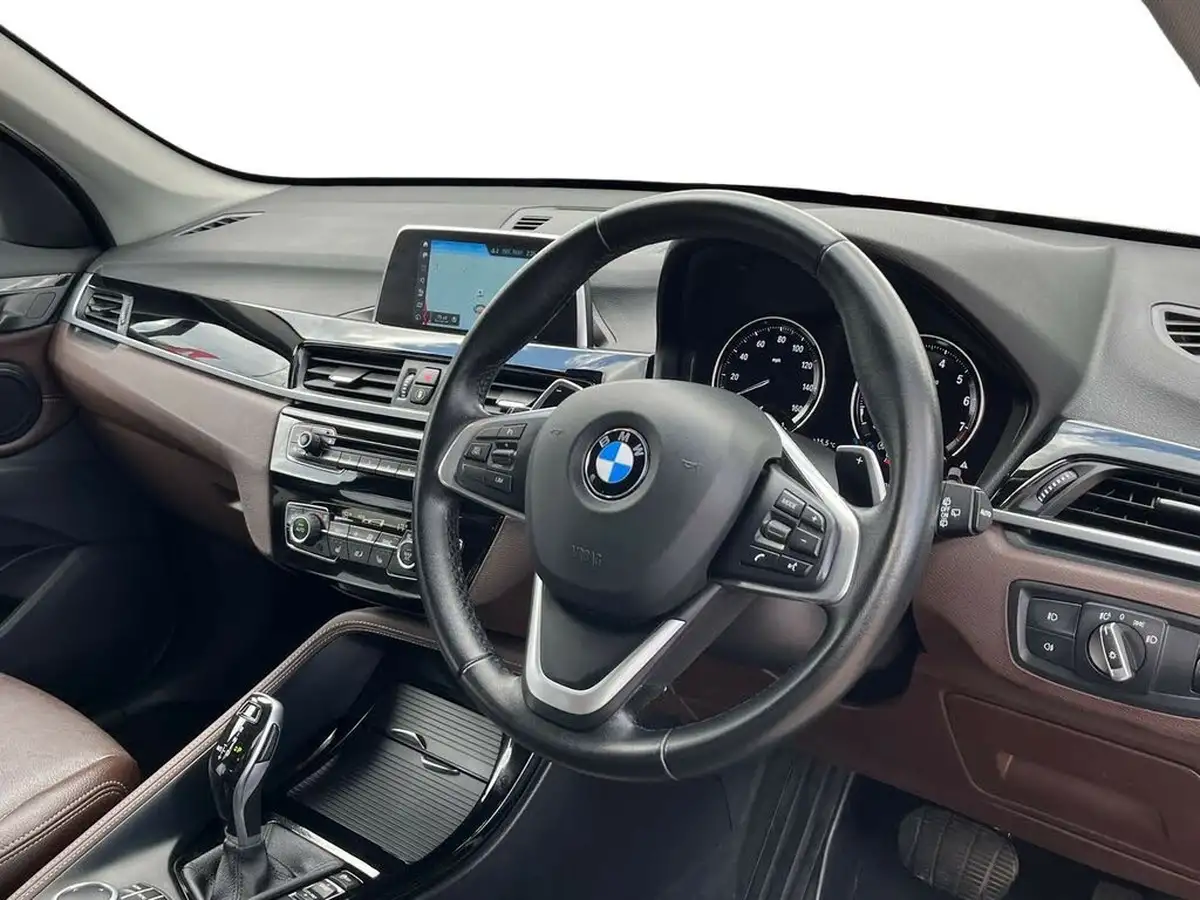 2018-bmw-x1-20-xdrive20i-xline-big-5