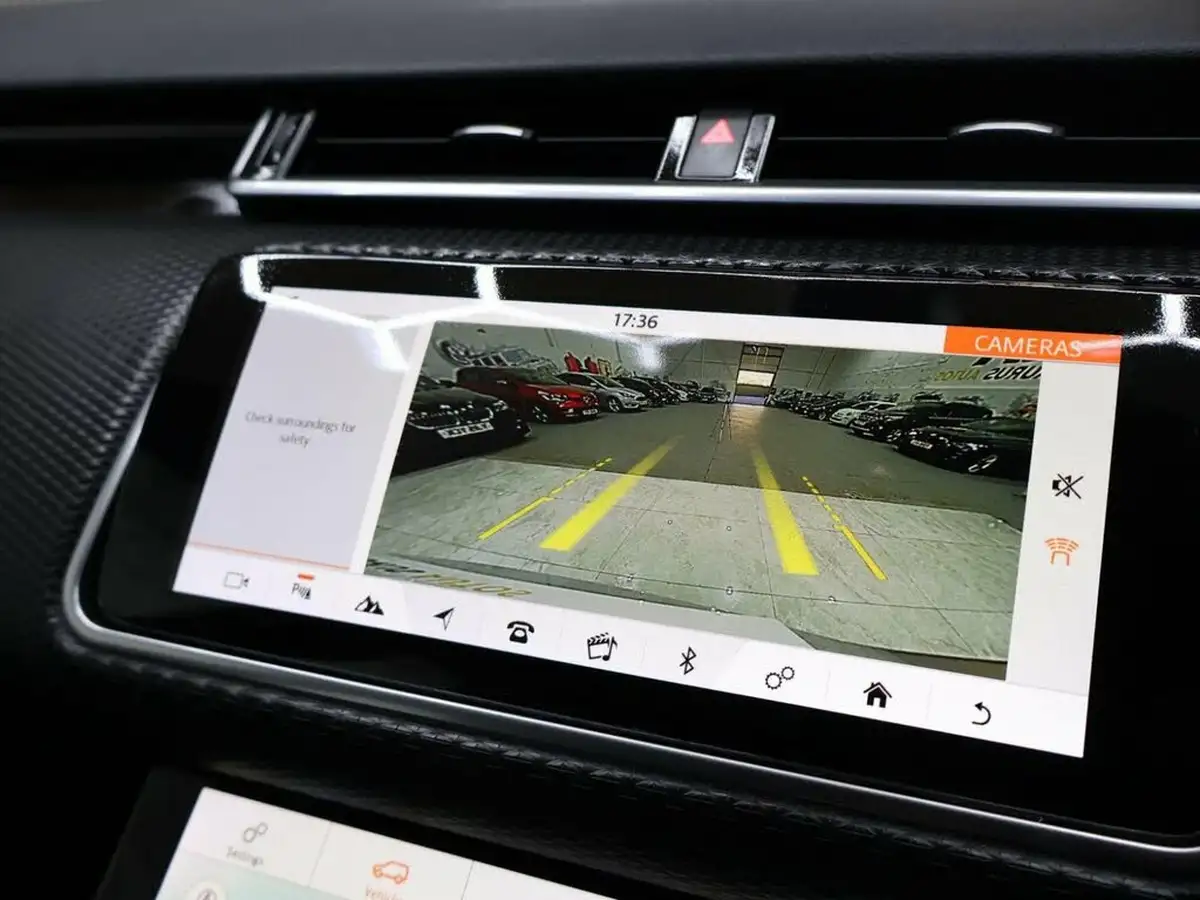 2019-land-rover-range-rover-velar-20-d180-r-dynamic-s-big-31