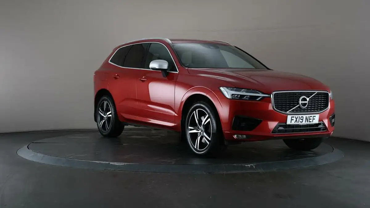 2019-volvo-xc60-20td-d4-r-design-4x4-ss-geartronic-big-45