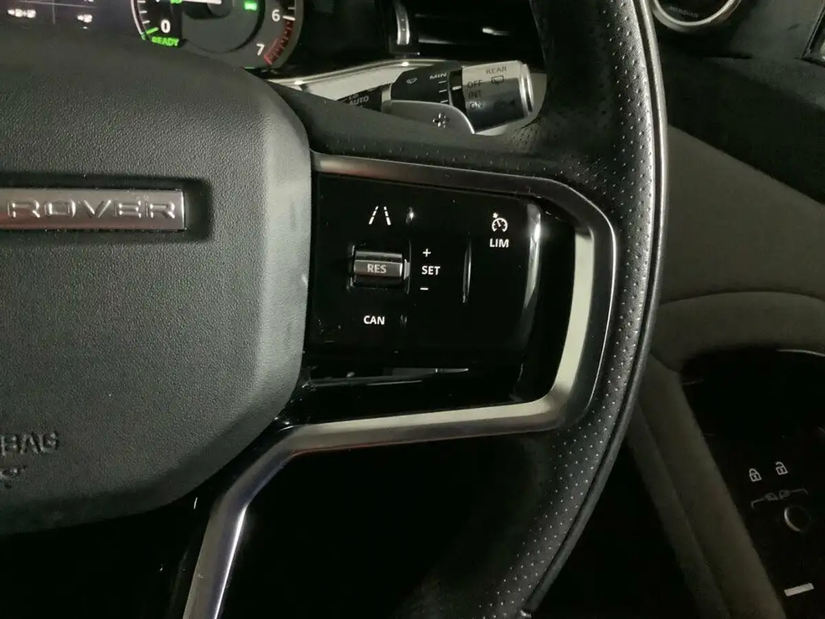 2021-land-rover-range-rover-evoque-15-p300e-r-dynamic-s-big-16