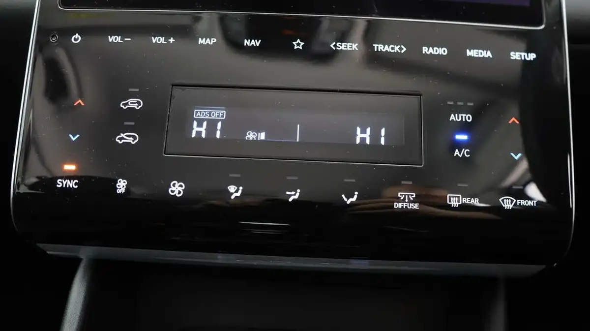 2021-hyundai-tucson-16-t-gdi-se-connect-150ps-big-12