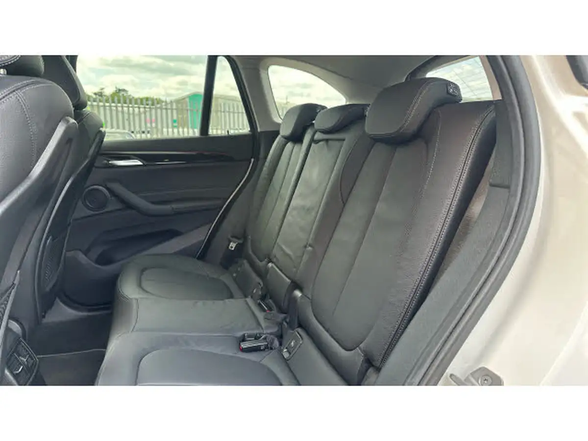 2022-bmw-x1-20td-sdrive18d-xline-sport-auto-big-11